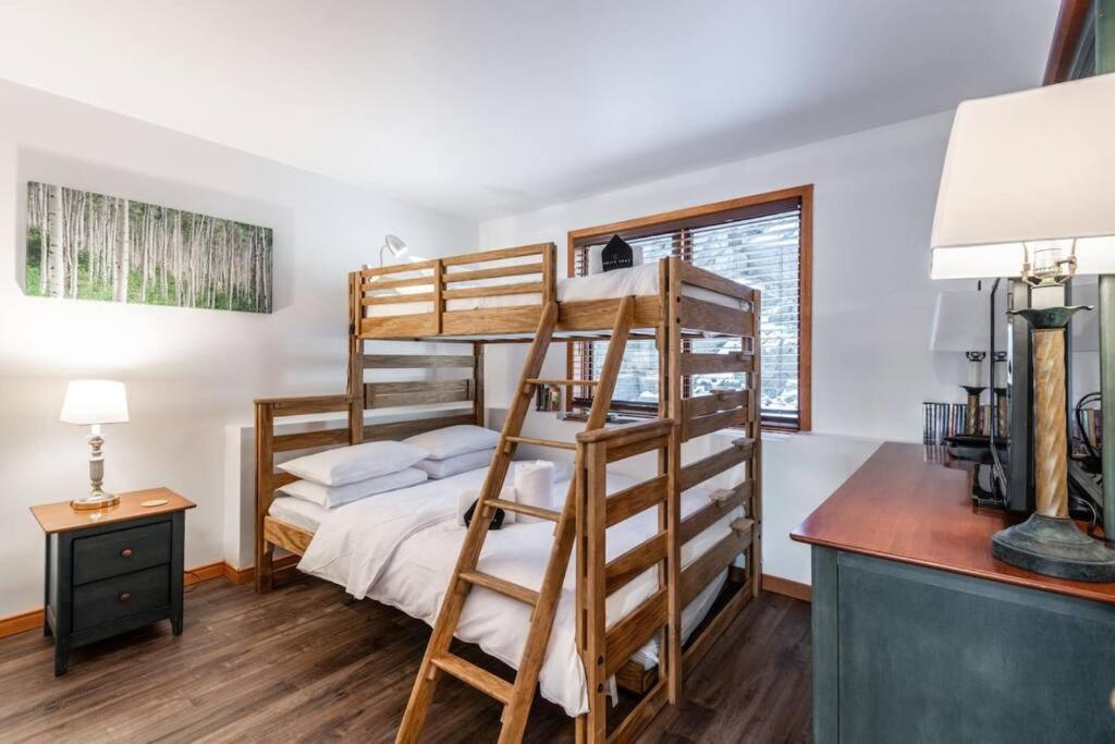 Hauts-Bois Ski Inout 2Brs Wpool Access 197-9 Mont-Tremblant Exterior photo